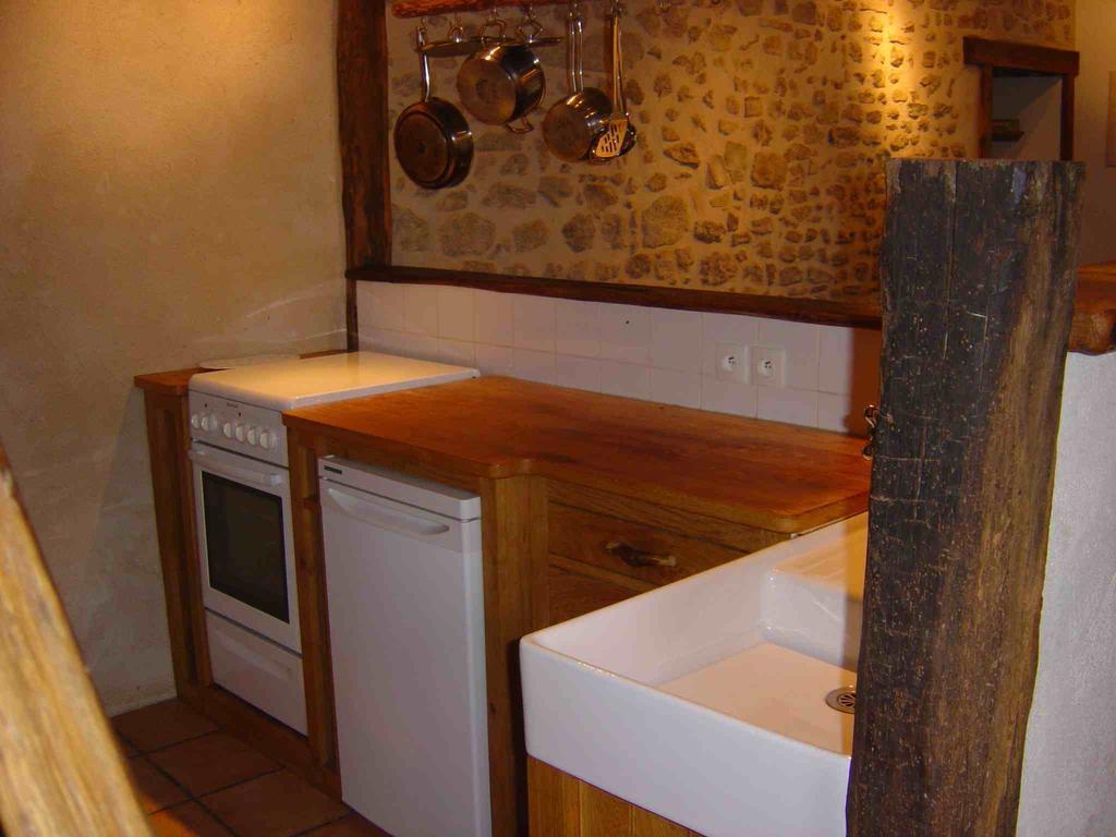 Chez Tartaud Lathus St Remy Exterior foto